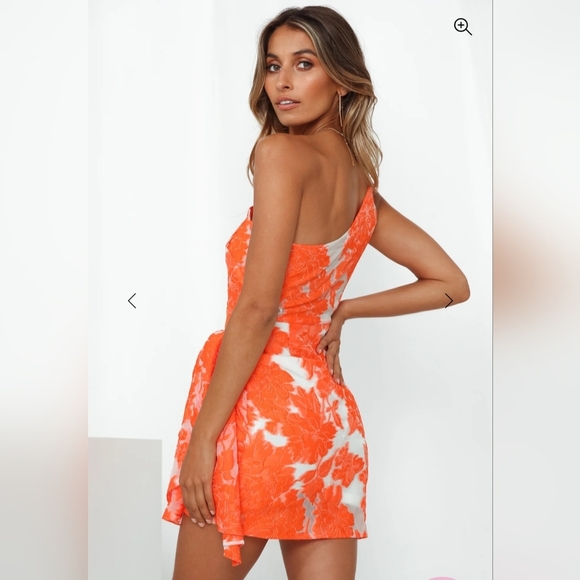 Hello Molly Moving On Out Orange And White One Shoulder Mini Dress Sz 2 - Picture 3 of 9